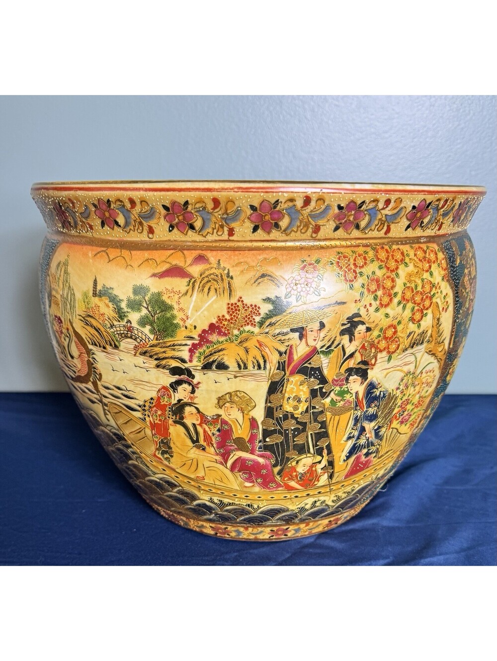 Chinese Royal Satsuma Moriage Porcelain Planter Hand Painted
